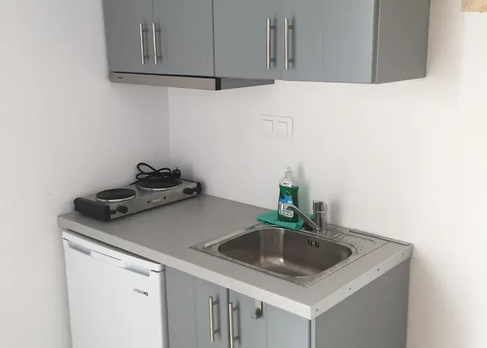 Depis Place And Appartement